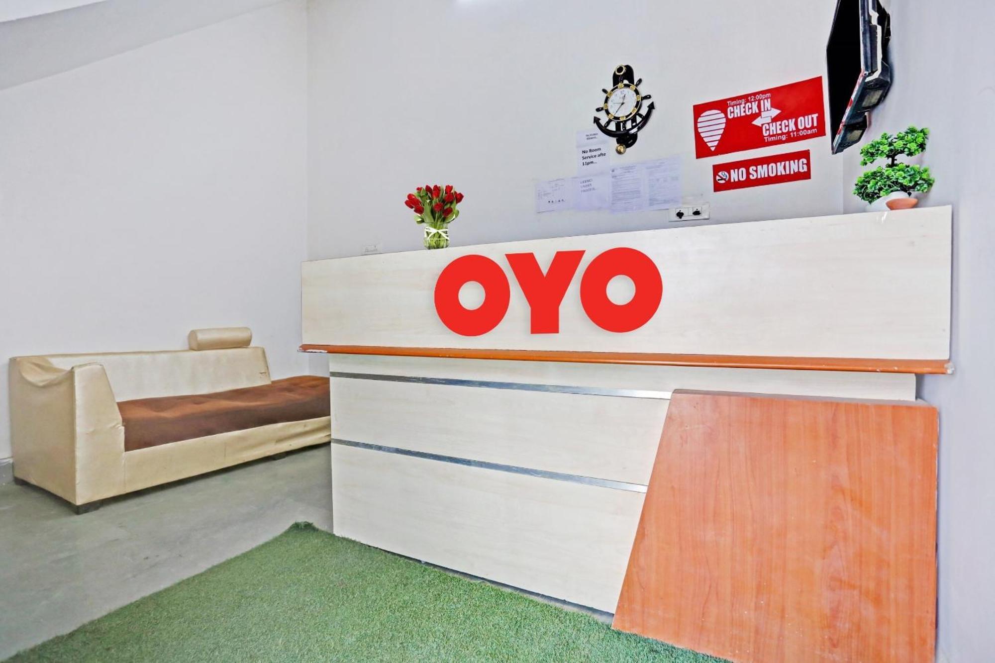 Oyo Nirvan Near Jahangirpuri Metro Station 3* New Delhi