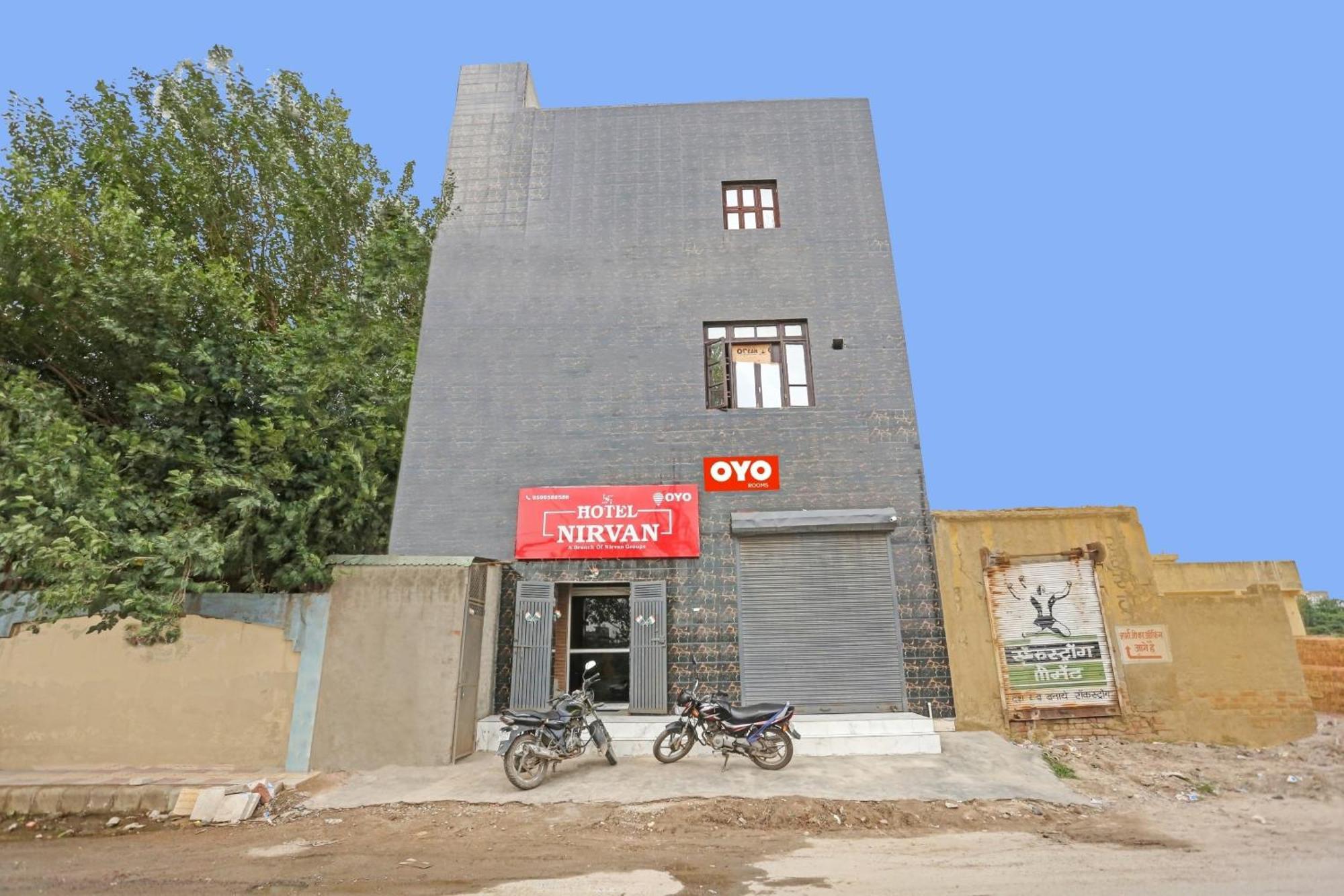 Hotel Oyo Nirvan Near Jahangirpuri Metro Station New Delhi